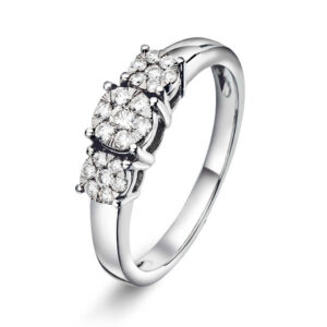Ring i gull med diamant
