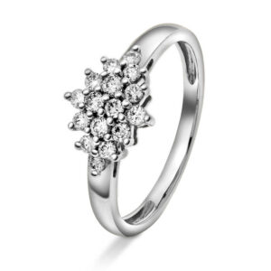 Ring i gull med diamanter